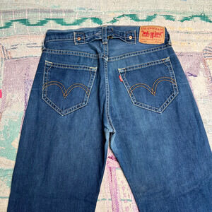 Vintage Levi’s 902 Cinch Back Baggy jeans button fly 34x31